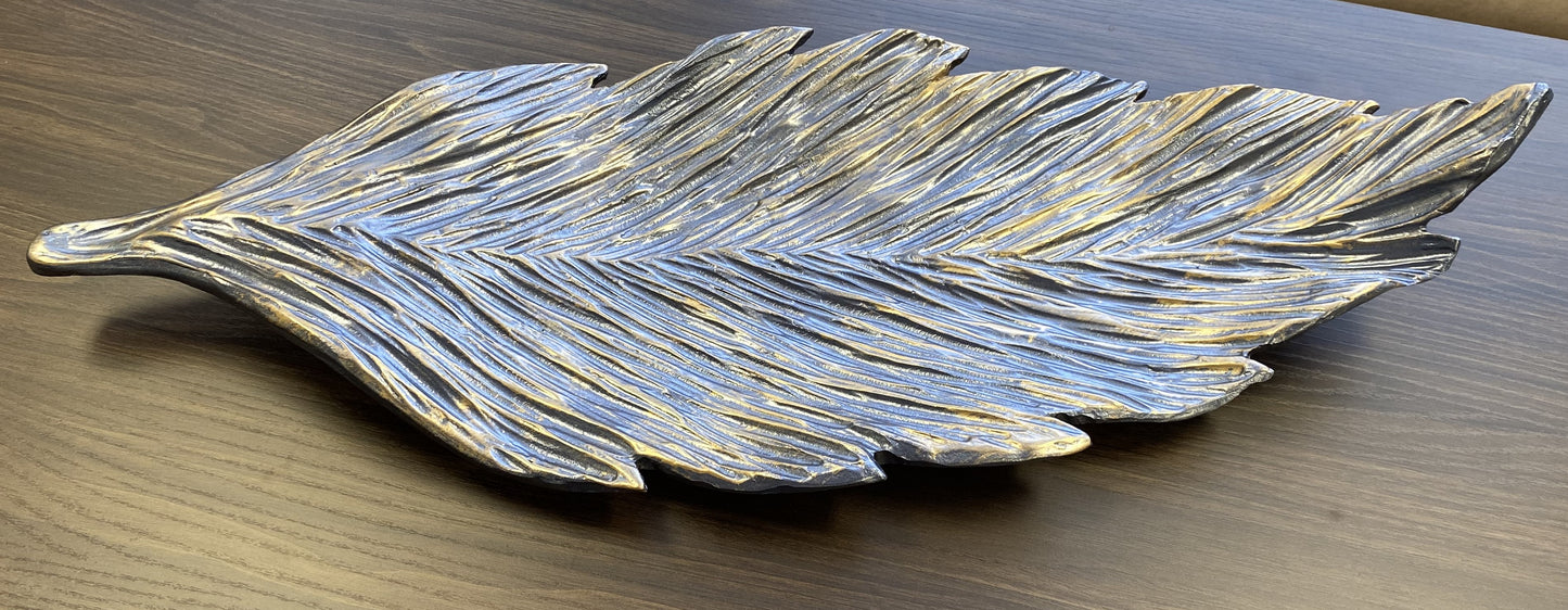 Golden Vein Leaf Tray