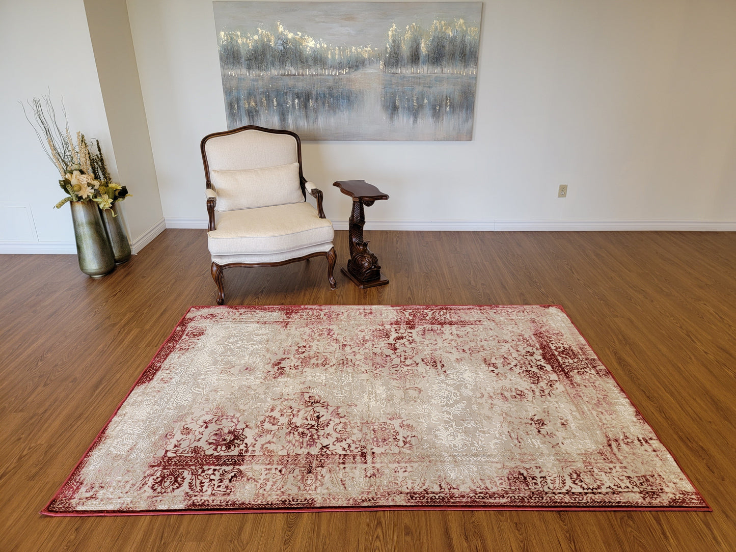 Avangard Modern Traditional Area Rug. White and Scarlet Red