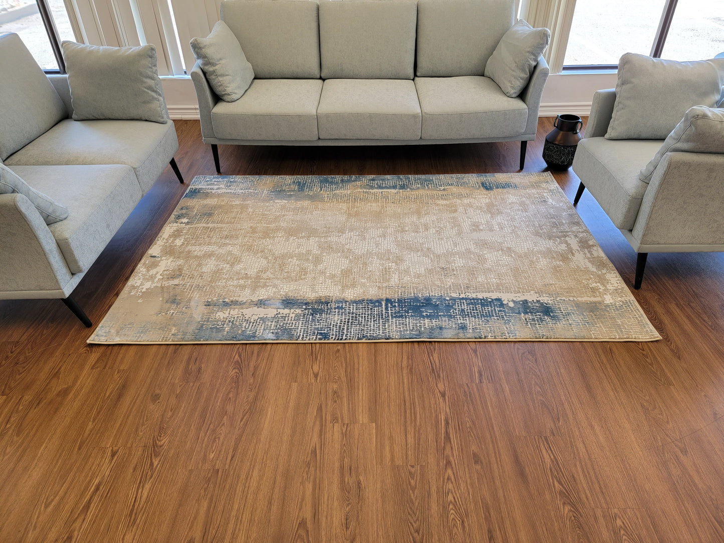 Avangard Abstract Area Rug. White, Beige, and Cobalt Blue