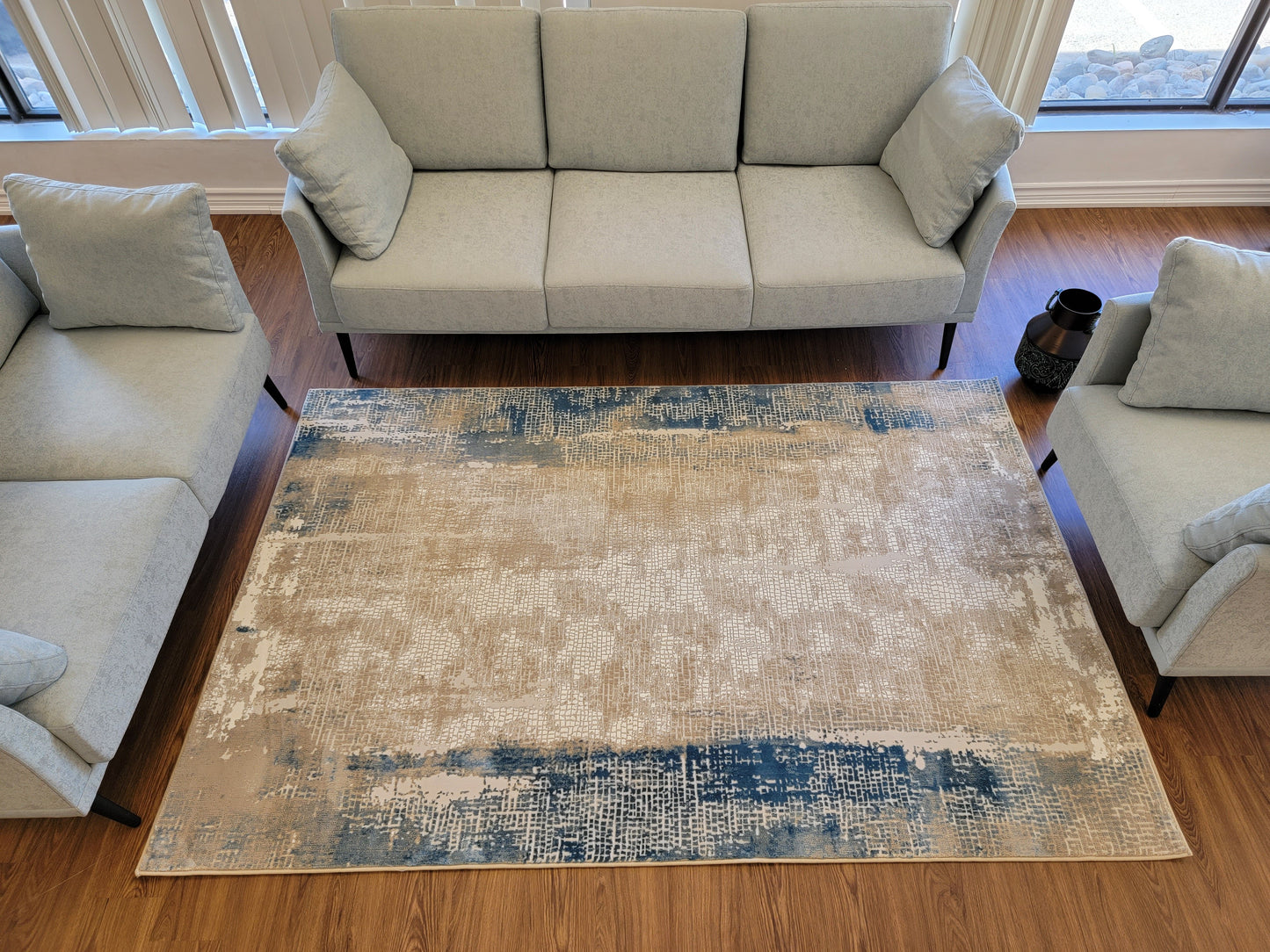 Avangard Abstract Area Rug. White, Beige, and Cobalt Blue