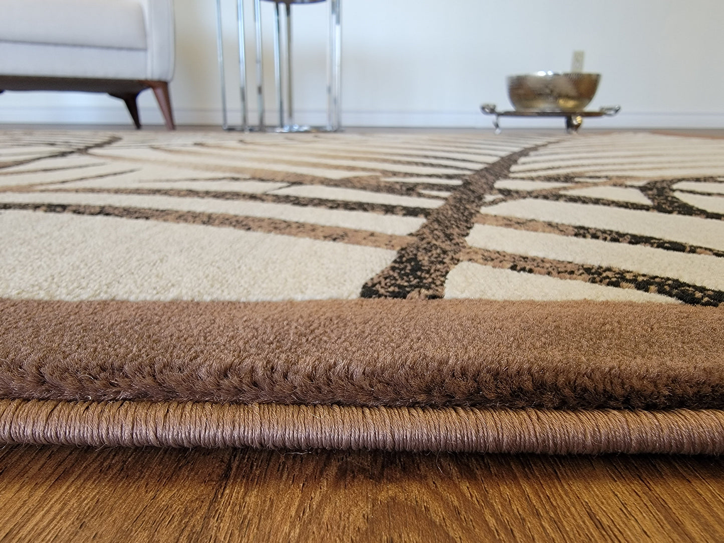 Baguette Floral Area Rug. Beige and Brown