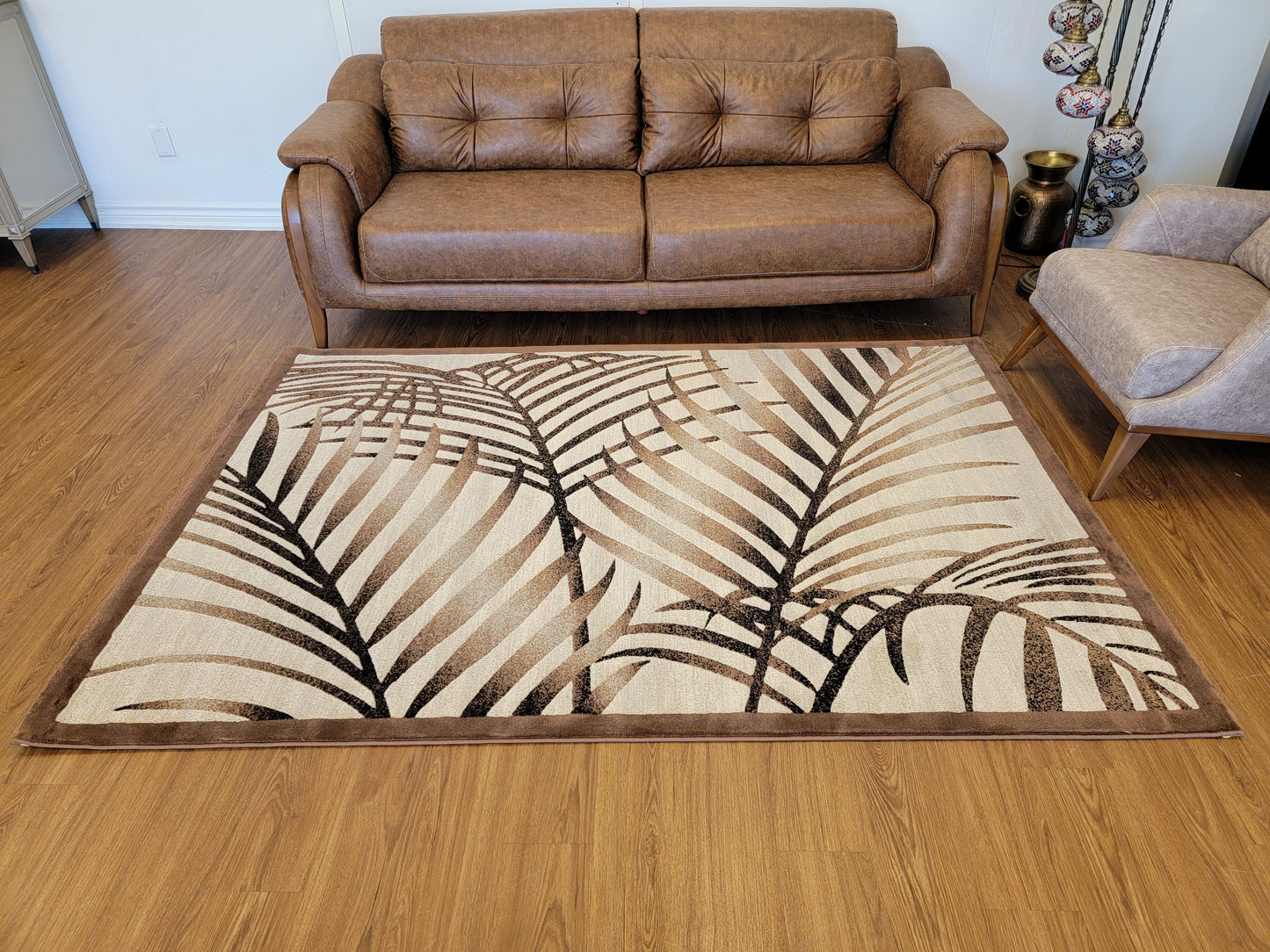 Baguette Floral Area Rug. Beige and Brown