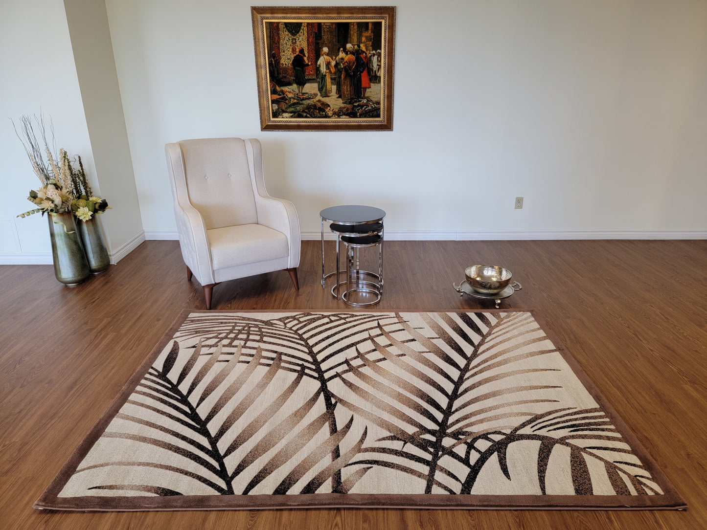 Baguette Floral Area Rug. Beige and Brown