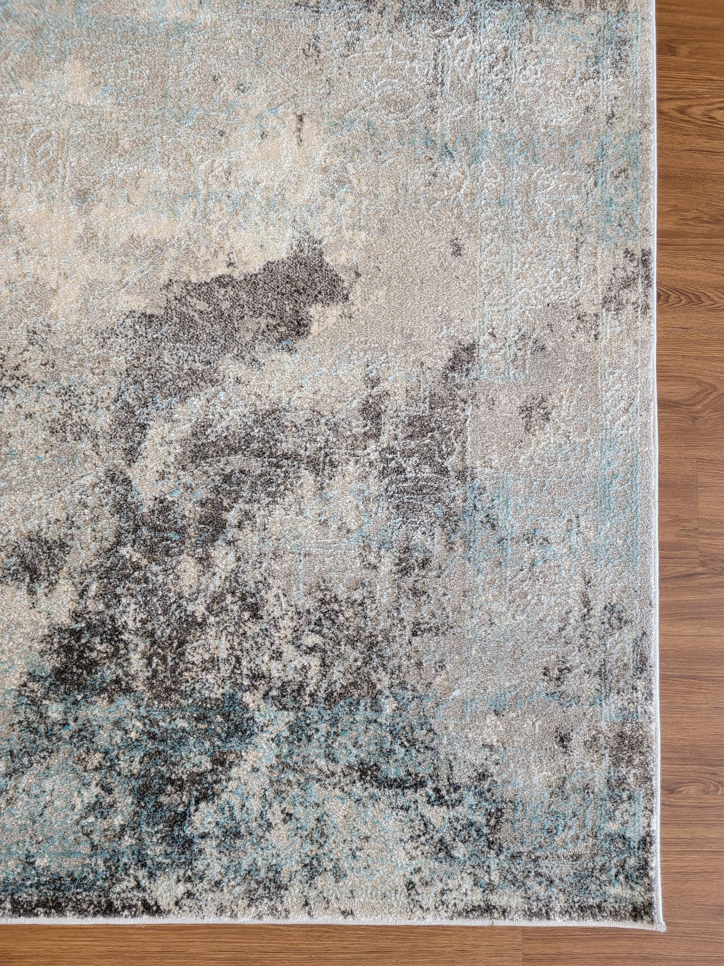 Despina Modern Traditional Area Rug. Light Blue, Platinum, and Metallic Gray