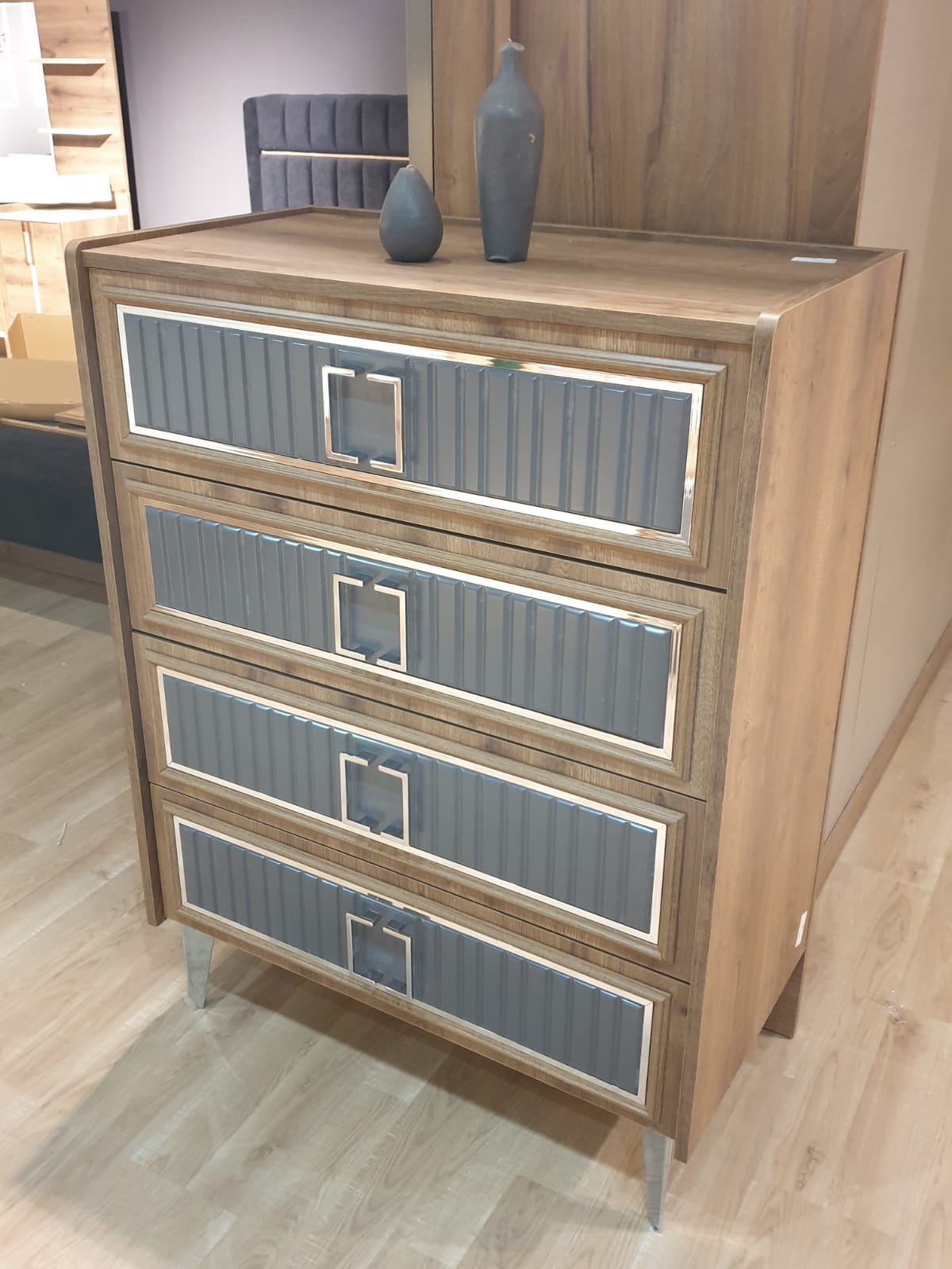 Alberta Chest