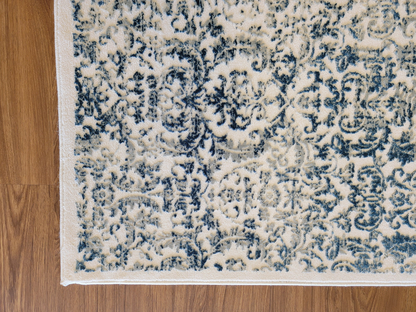 Airmont Damask-Eggshell Navy