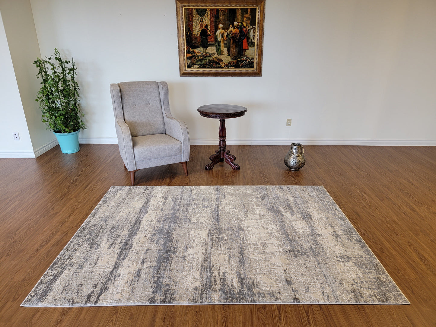 Cozy Abstract Area Rug. Cream, Light Gray, and Slate Gray