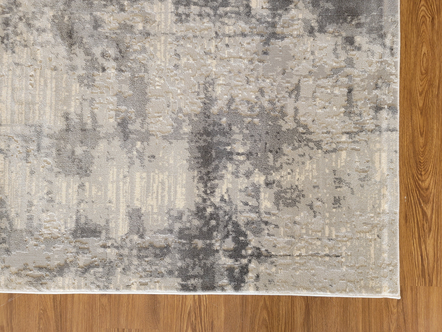 Cozy Abstract Area Rug. White, Ash Gray, and Dim Gray