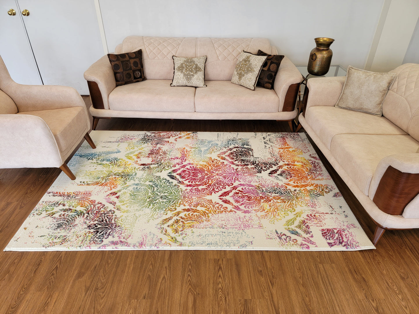 Diamond Damask Area Rug. Multiple Colors of Ivory White, Green, and Orange
