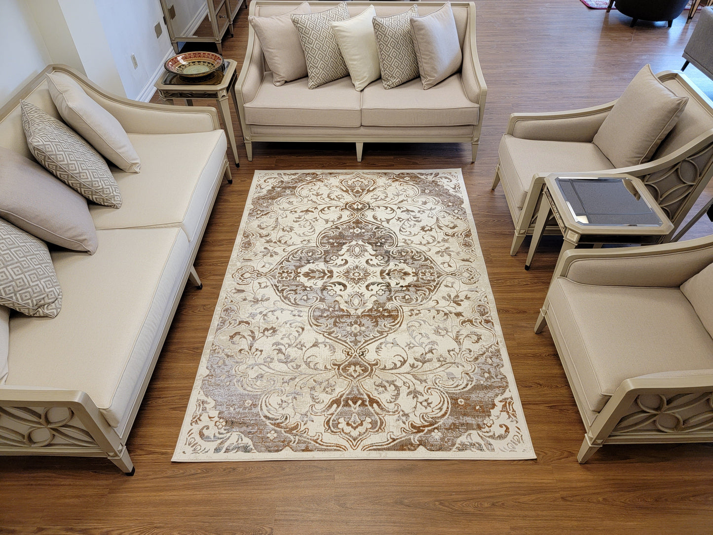 Emojy Modern Traditional Area Rug. Cream and Brown