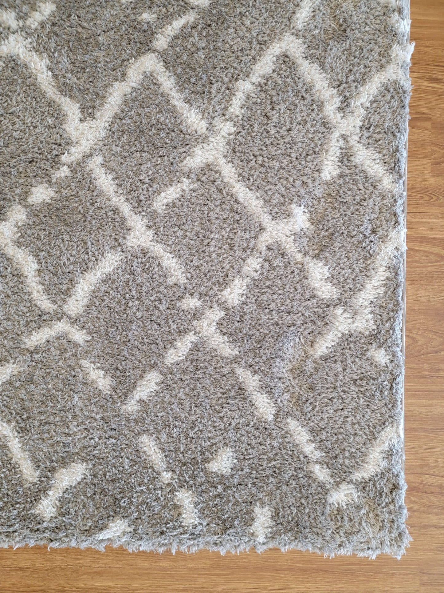 Flokati Shag Area Rug. White and Dark Gray