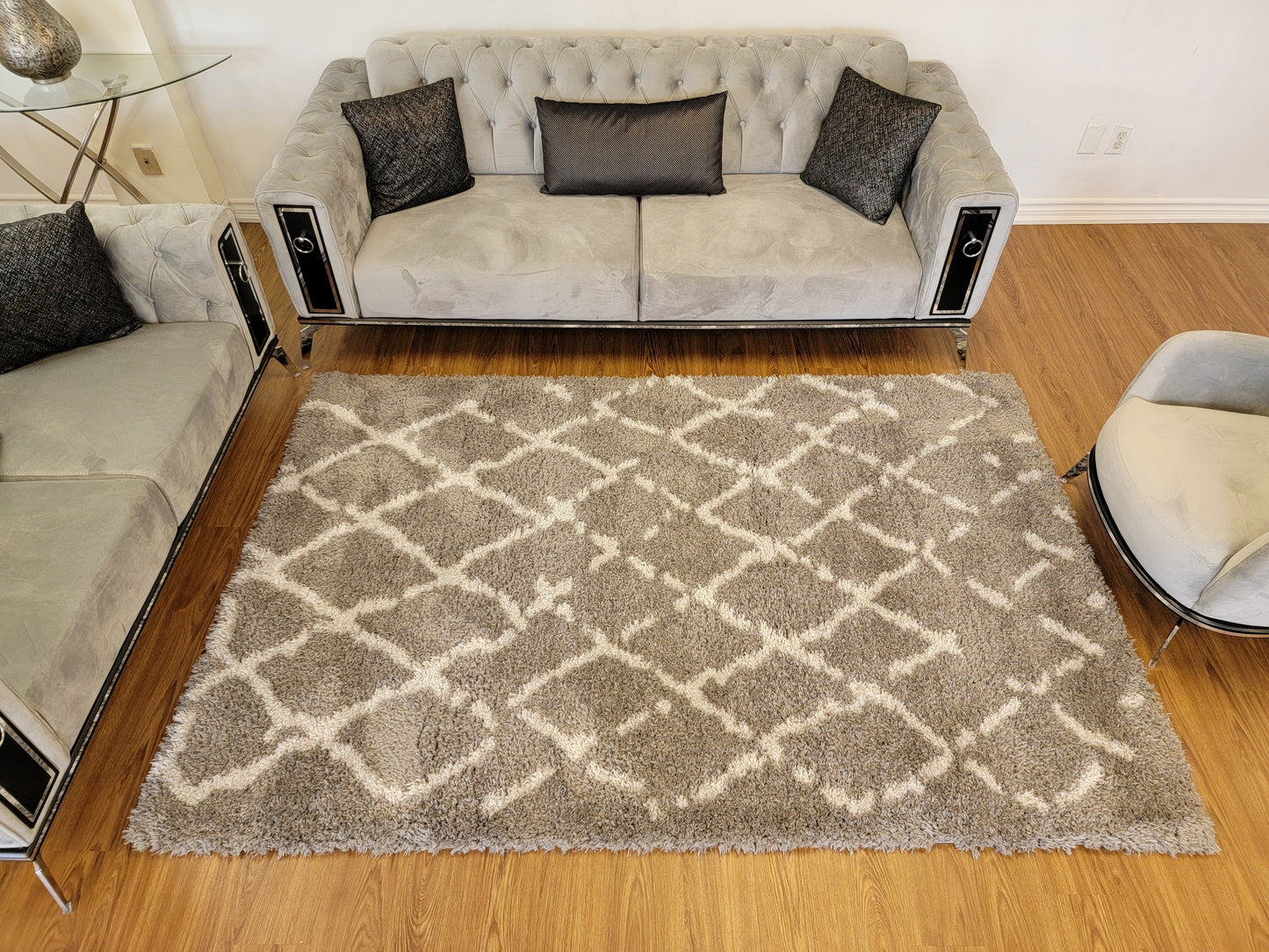 Flokati Shag Area Rug. White and Dark Gray