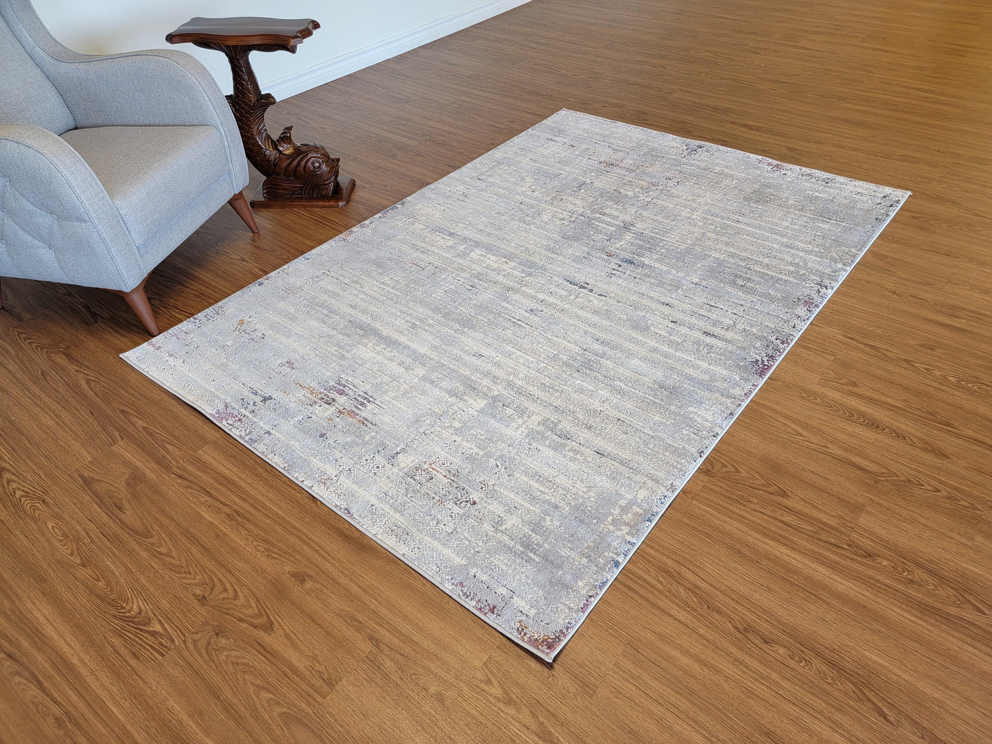 Venus Geometric Area Rug. White and Platinum