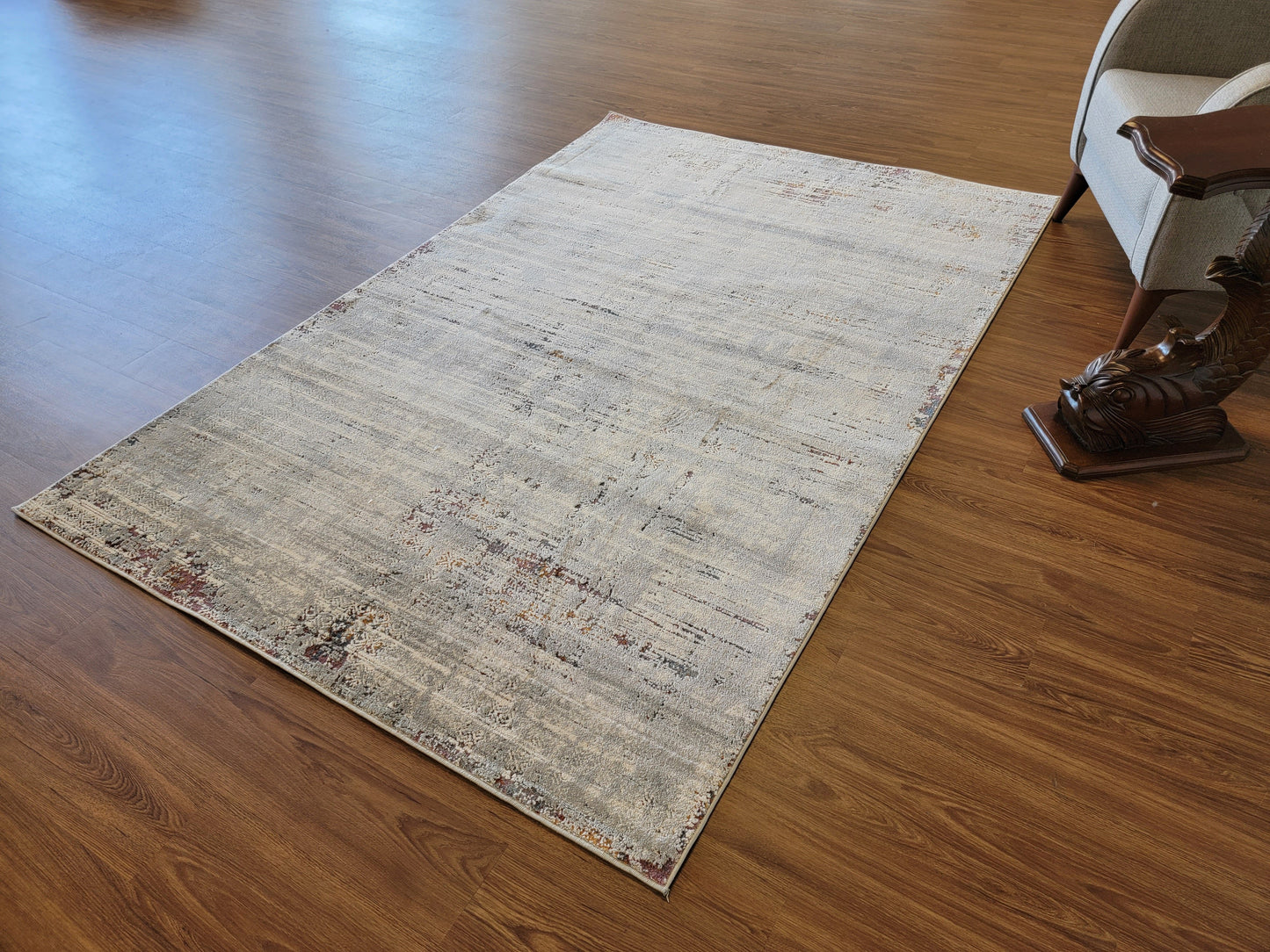Venus Geometric Area Rug. White and Platinum