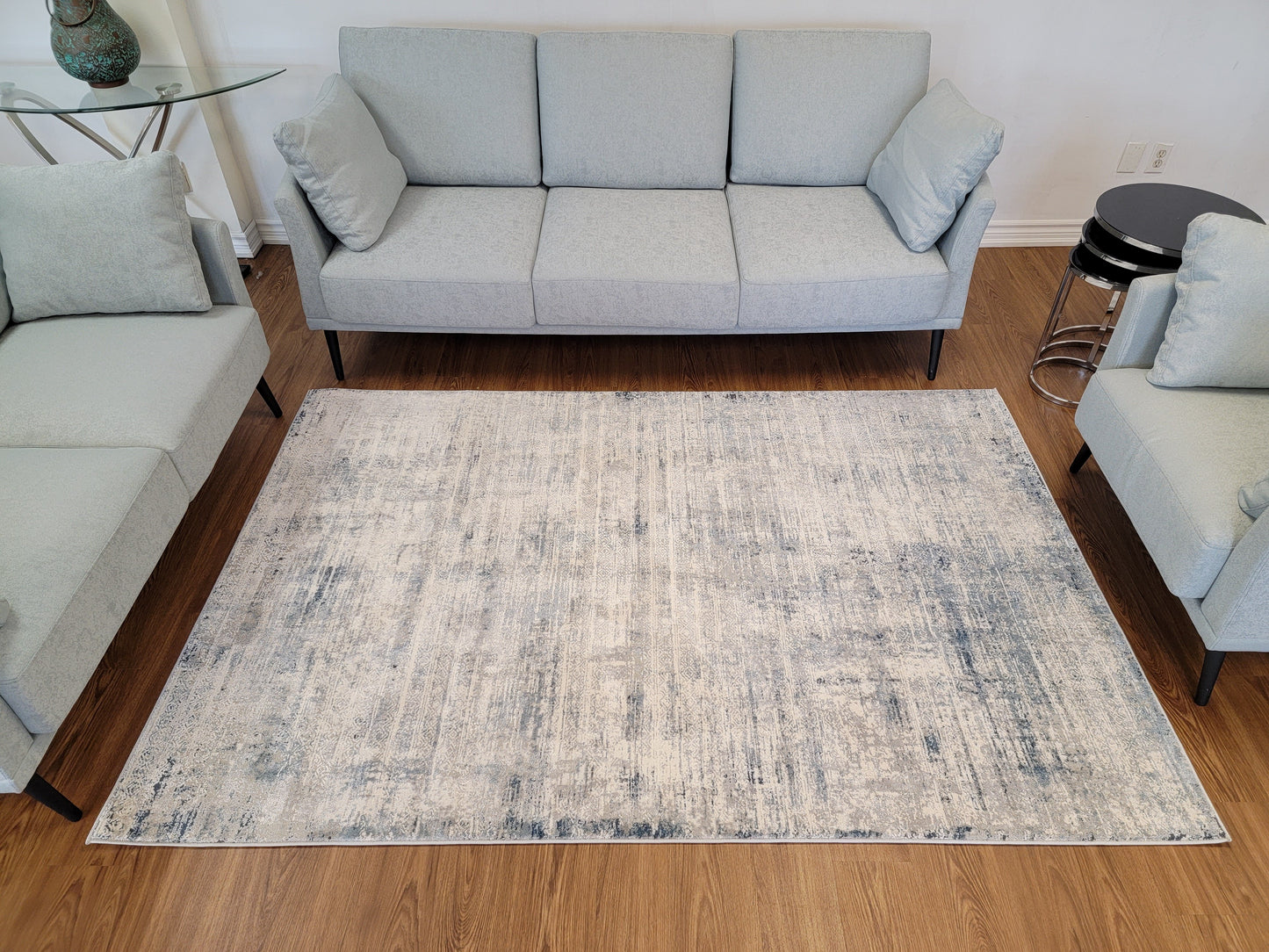 Venus Geometric Area Rug. White, Light Gray, and Cobalt Blue